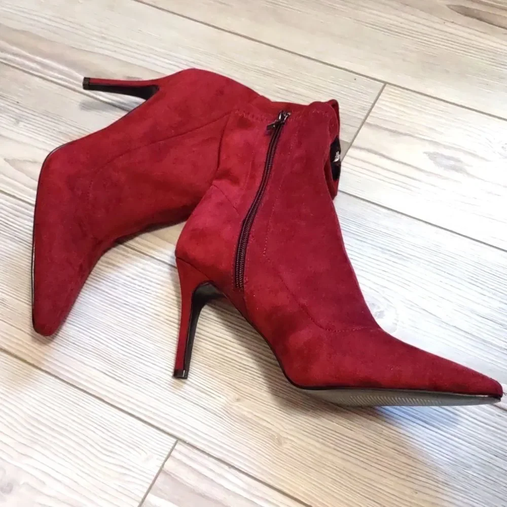 (11-2293)  Ankle Boots for Women Sz 41 (10.5)